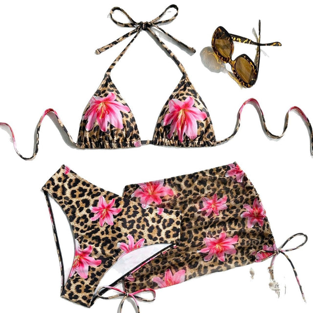 Bikinis & Swimsuits