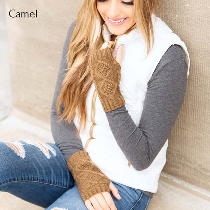 Cable Knit Short Handwarmers