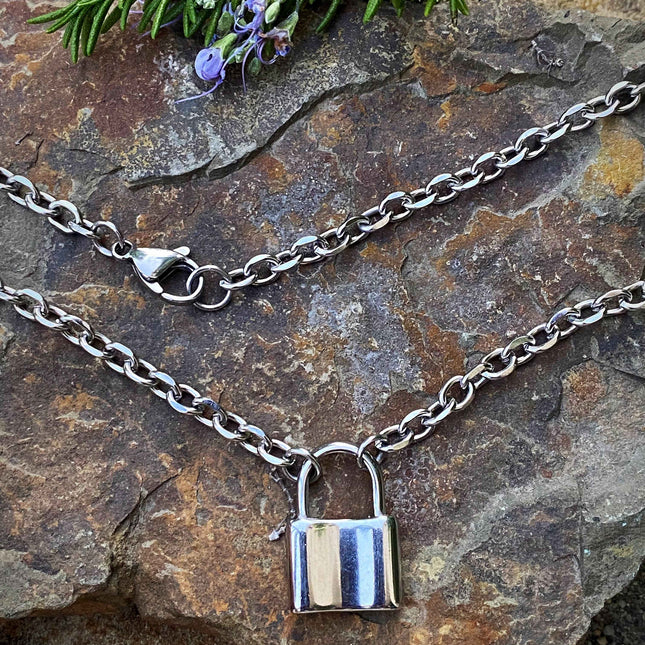 CAMDEN LOCK NECKLACE