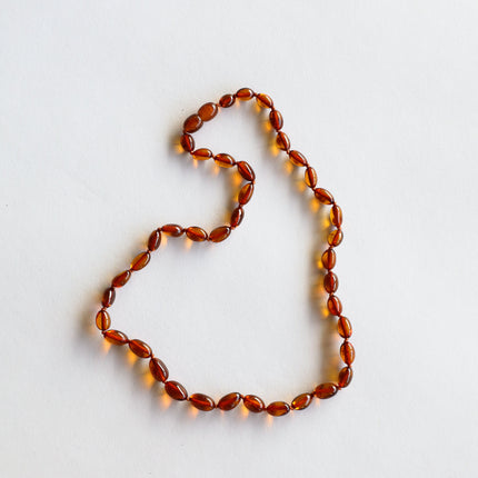 Polished Cognac Baltic Amber || Classic || Necklace