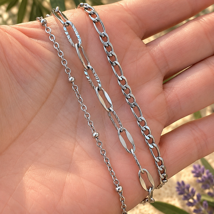 MULTI CHAIN NECKLACE