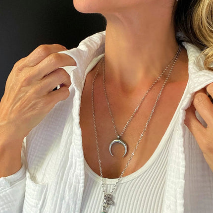 CRESCENT MOON NECKLACE