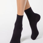 6/7 / Black