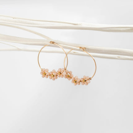 Daisy gold earrings