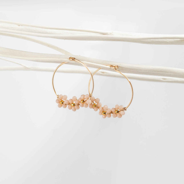 Daisy gold earrings