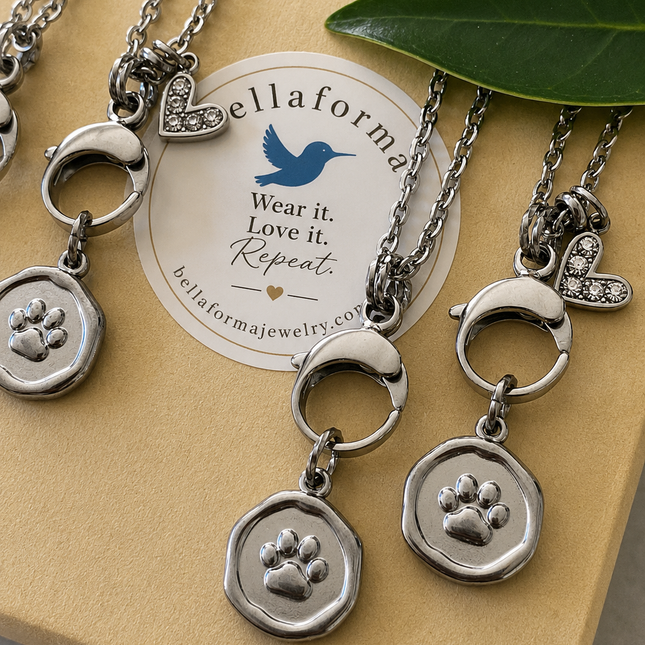 PAW PRINT NECKLACE