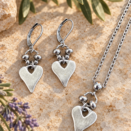 RUSTIC HEART EARRINGS