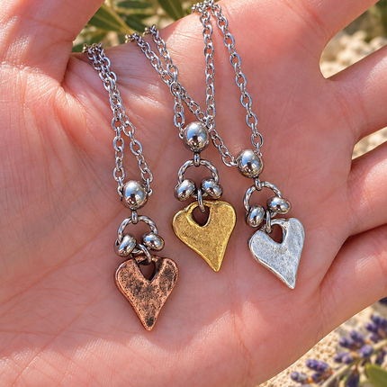 RUSTIC HEART NECKLACE