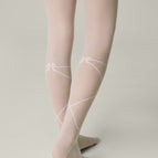 4 / White