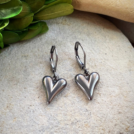 SILVER HEART EARRINGS