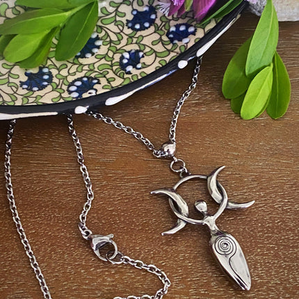 MOON GODDESS NECKLACE