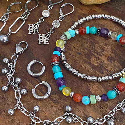 HUGGIE HOOP EARRINGS