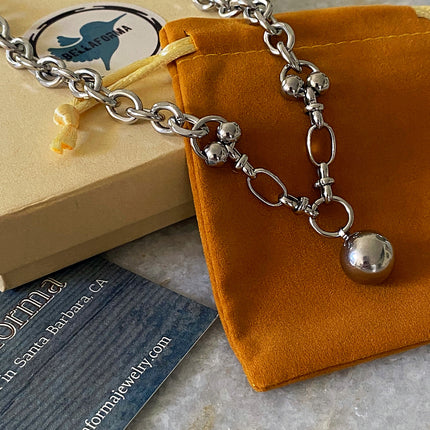 LOBERO CHARM CHOKER