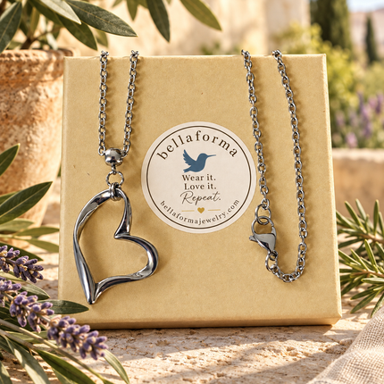 WHIMSICAL HEART NECKLACE