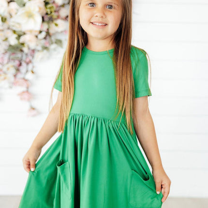 Kelly Green S/S Pocket Twirl Dress