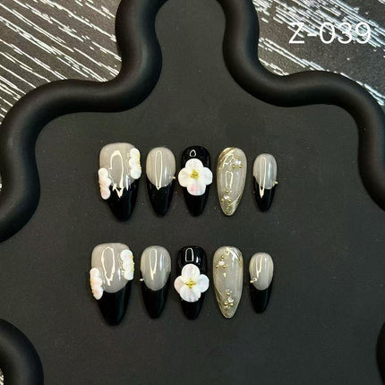 Short Engraved Retro Fragrance Handmade Press on Nails Temperament