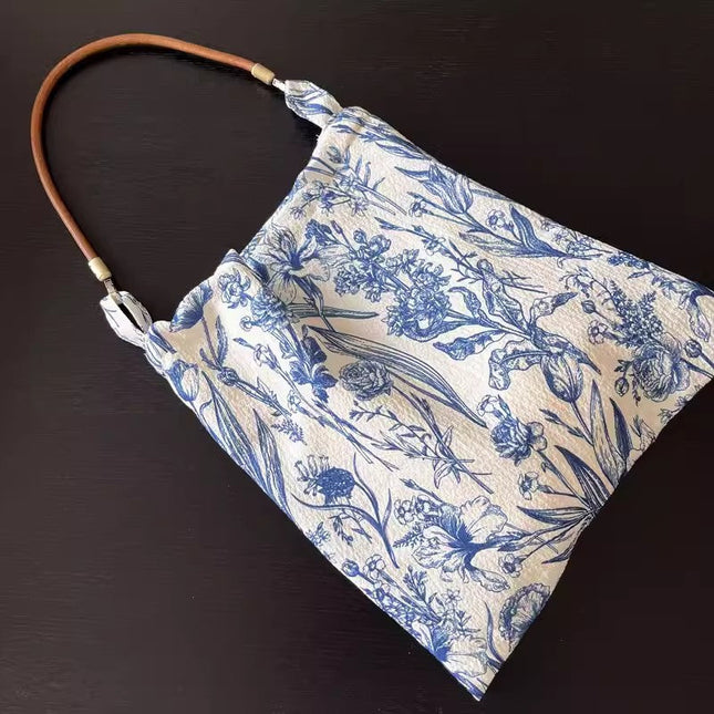 Design retro blue and white porcelain flower bag, single shoulder strap armpit bag, shoulder bag lightweight, hobo bag cloth - Dashing Nova