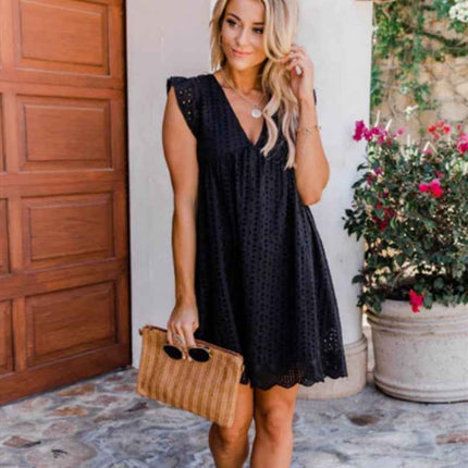Lace jacquard hollowed V-neck dress