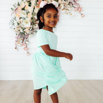 Pastel Green S/S Pocket Twirl Dress