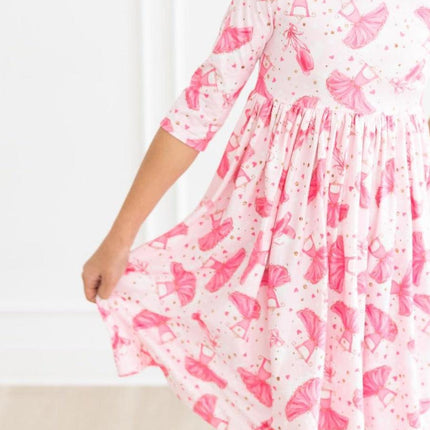 Pirouette 3/4 Sleeve Pocket Twirl Dress