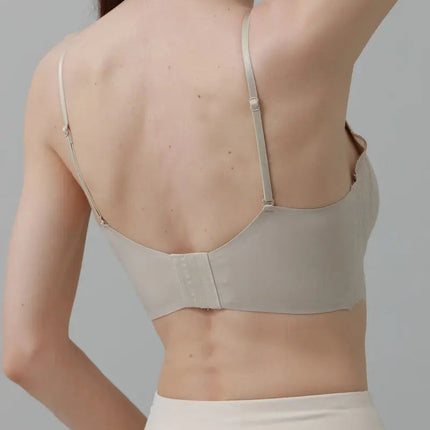 CloudSoft Wireless Bra – Lace Detail & Invisible Fit 🌸☁️