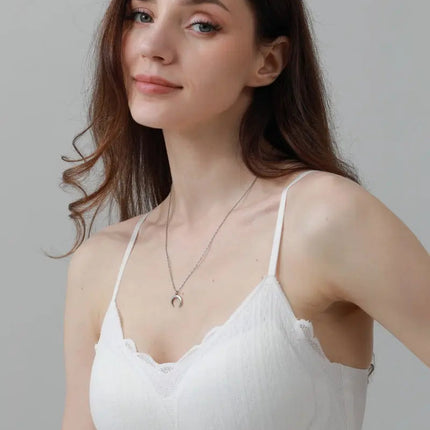 CloudSoft Wireless Bra – Lace Detail & Invisible Fit 🌸☁️