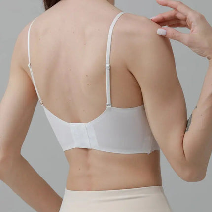 CloudSoft Wireless Bra – Lace Detail & Invisible Fit 🌸☁️