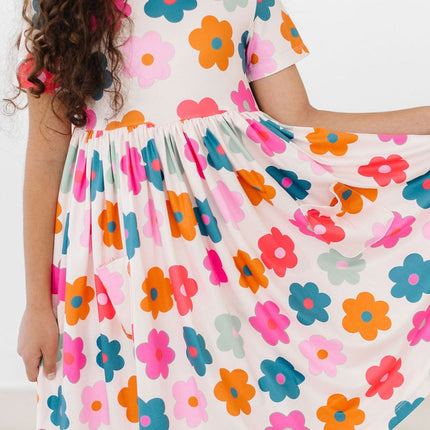 Retro Floral S/S Pocket Twirl Dress