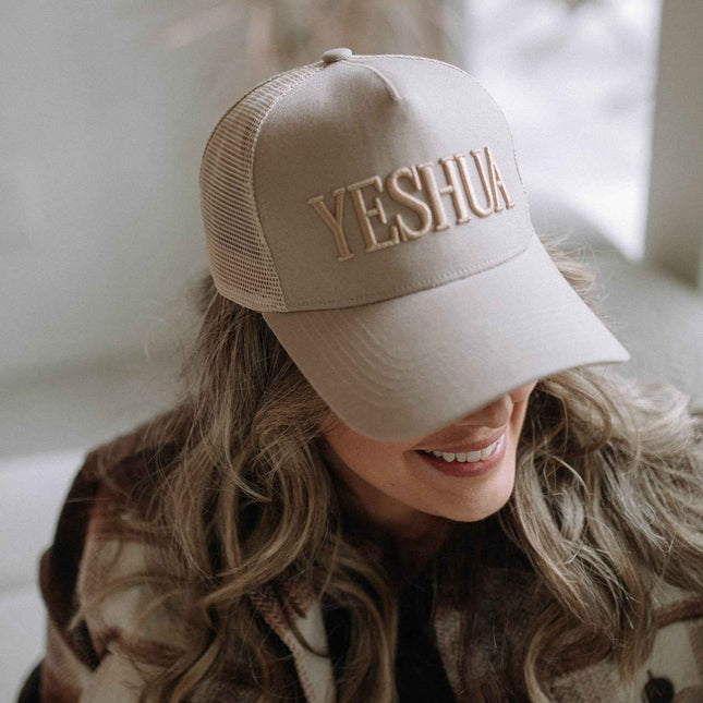 Hat: Yeshua