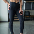 Black / 25
