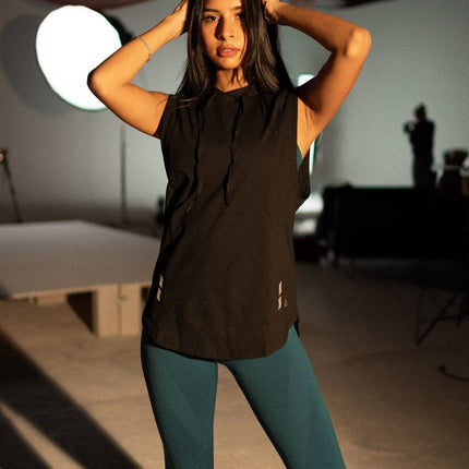 DETERMINED hooded sleeveless
