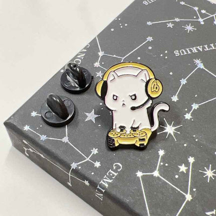 Adorable Cat Pins – Perfect Gift for Pet Enthusiasts