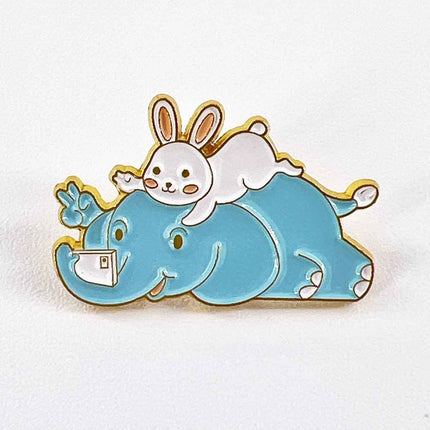 Cute Elephant Selfie Pins – Quirky Accessories for Animal Lovers