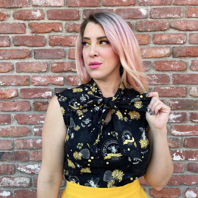 Bee Kind Bow Top