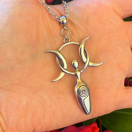 MOON GODDESS NECKLACE
