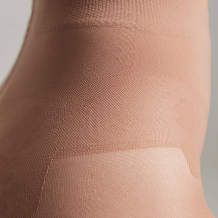 Conte Bikini Soft 40 Den - Classic Women's Tights with a Laced Panties (8S-47SP)