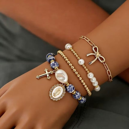 Minimalist Bow Pendant Bracelet with Pearl Accents