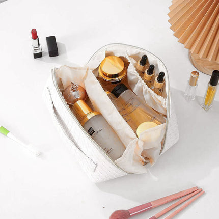 Makeup Bag White PU Leather Travel Cosmetic Organizer for Daily Use