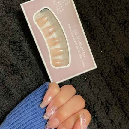 Luxury Full Cover Press-On Nails, 24-Piece Artificial Nail Set
